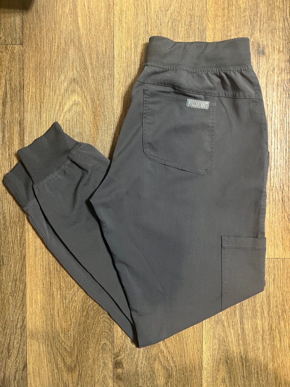 Med Couture scrub pants